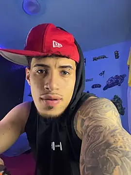 TOMAS CONOR online show from April 28, 12:20 am