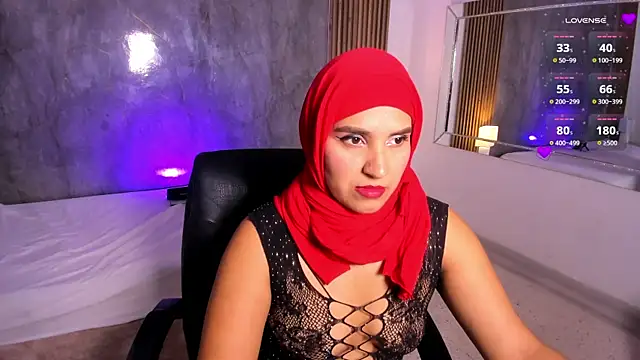 SalmaZahid online show from April 11, 1:15 pm