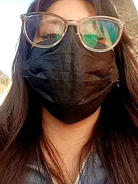 Rosyshadow online show from April 22, 9:49 pm