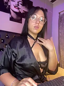 Emmabekerr online show from March 20, 10:58 pm