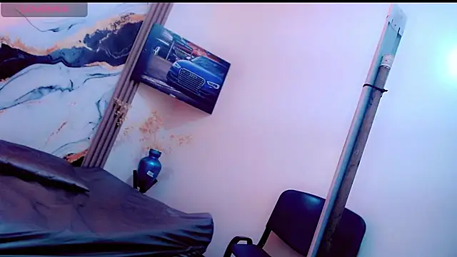 Alondra Wile online show from April 10, 7:29 pm