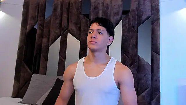 Snapshot of TonyPetrovjs chatting on February 21, 4:24 am TonyPetrovjs online show from February 21, 4:24 am