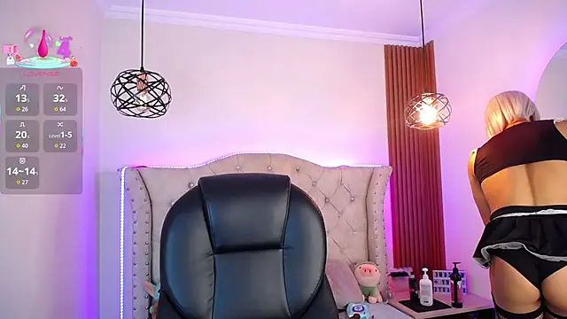 Snapshot of Eva_Walker_1 chatting on February 23, 2:53 am Eva Walker 1 online show from February 23, 2:53 am