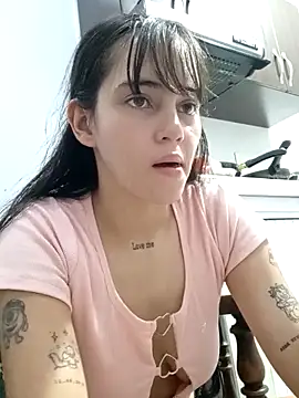Snapshot of sara_cute_so chatting on April 28, 11:21 pm sara cute so online show from April 28, 11:21 pm