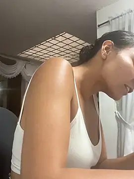 yesica2507 online show from March 11, 11:00 pm