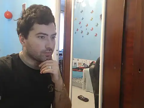 Snapshot of JacksonRost chatting on February 19, 6:31 am JacksonRost online show from February 19, 6:31 am