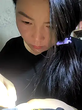 MayEva ly online show from February 22, 2:02 am