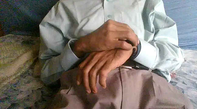 Snapshot of sub_slave_indi chatting on March 12, 12:04 pm sub slave indi online show from March 12, 12:04 pm