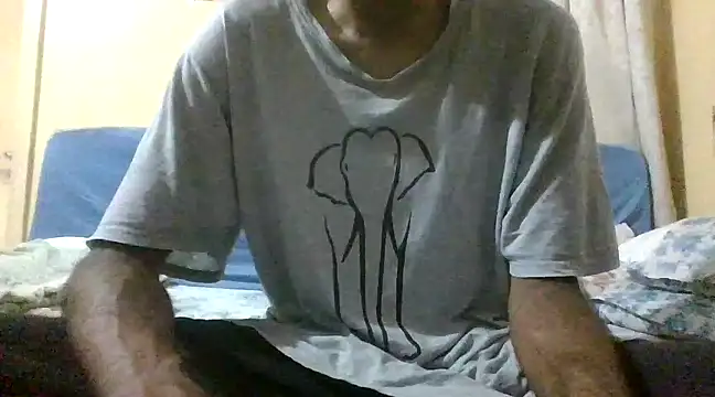 Snapshot of sub_slave_indi chatting on March 22, 1:43 am sub slave indi online show from March 22, 1:43 am