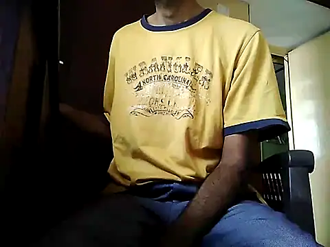 Snapshot of sub_slave_indi chatting on October 1, 5:02 am sub slave indi online show from October 1, 5:02 am