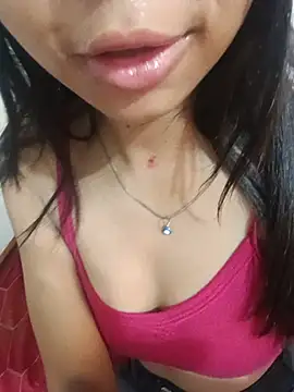 Snapshot of Anamika_Singh0 chatting on August 3, 8:02 am Anamika Singh0 online show from August 3, 8:02 am