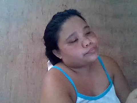 sweetlyn31 online show from April 8, 5:40 am