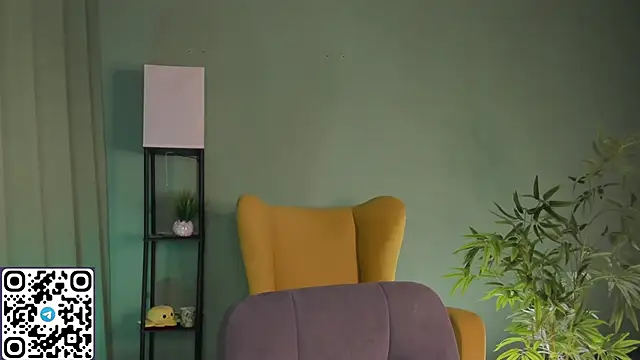 taticamomile online show from March 18, 3:53 am