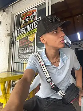 Dereck twink online show from February 19, 7:10 pm