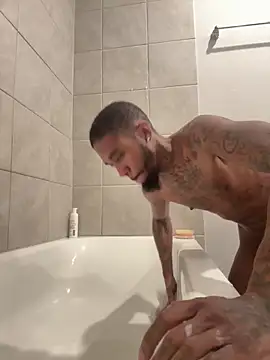 Snapshot of 275p chatting on March 1, 12:56 am 275p online show from March 1, 12:56 am