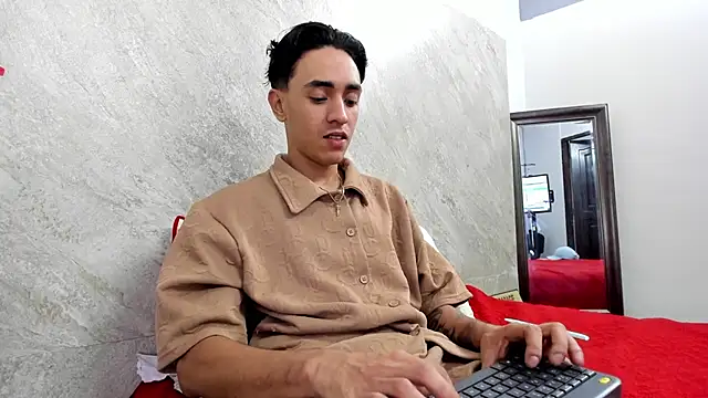 Snapshot of Mick-lollipop chatting on February 26, 7:57 pm Mick-lollipop online show from February 26, 7:57 pm