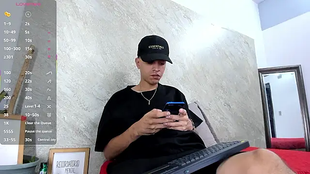 Mick-lollipop online show from March 17, 8:01 pm