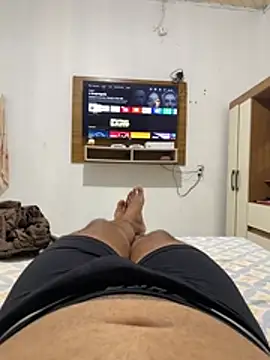 Snapshot of Moreira554_ chatting on March 3, 5:19 pm Moreira554 online show from March 3, 5:19 pm