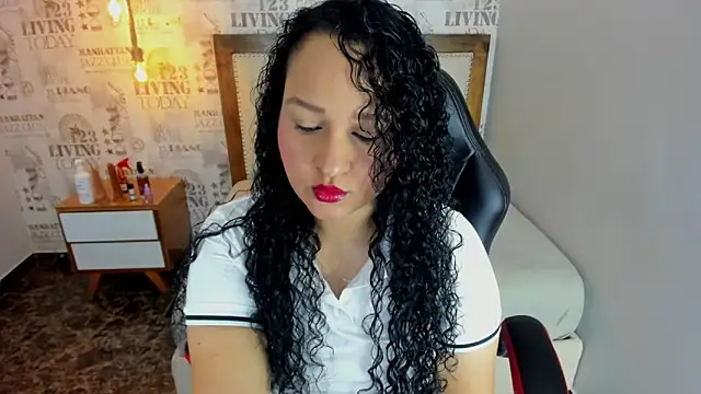 Snapshot of DANICA_MULLER1 chatting on February 27, 11:54 am DANICA MULLER1 online show from February 27, 11:54 am