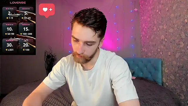 Dexter Raze online show from March 3, 9:42 pm