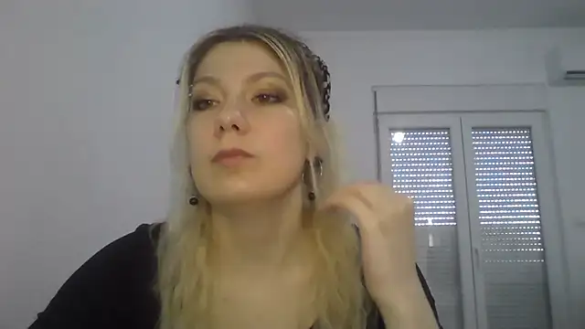 Foxy Bright online show from March 29, 11:54 am