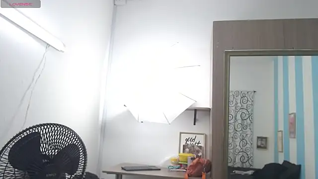 mia0207 online show from February 25, 2:16 pm