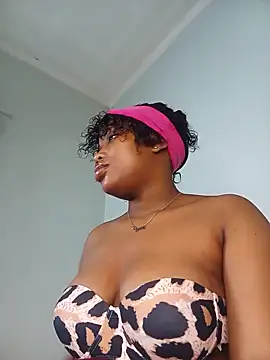 Divine Beautyxx online show from June 17, 3:53 am