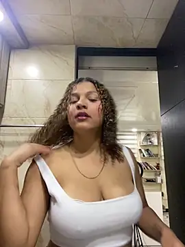 KendyLove  online show from April 15, 3:35 am