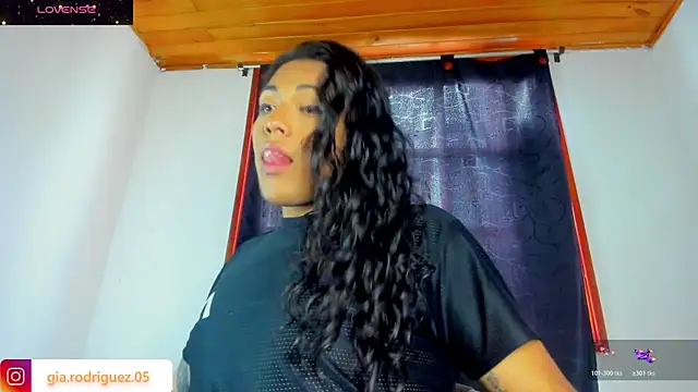 Jess Hoffman online show from March 6, 2:35 pm