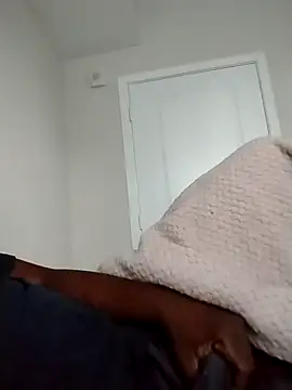 makeherfeelg online show from April 13, 12:21 pm