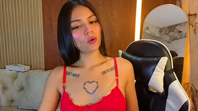 Snapshot of Tamy_b_ chatting on July 30, 3:49 am Tamy b online show from July 30, 3:49 am