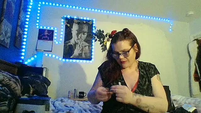 Sexymilf6992 online show from February 28, 5:19 am