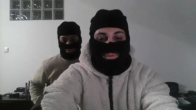 ptcasalprive online show from February 27, 11:49 pm