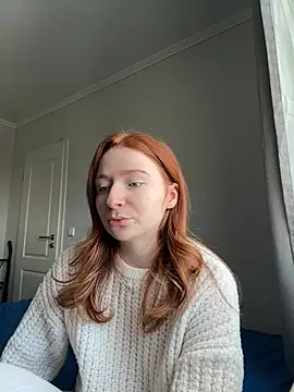 Snapshot of HoneyBunny18 chatting on February 20, 11:32 am HoneyBunny18 online show from February 20, 11:32 am