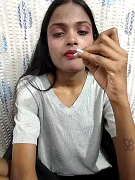 iam-anshika online show from March 29, 6:24 am