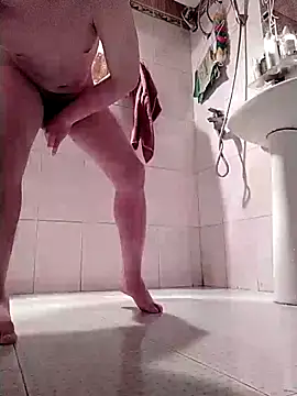 Snapshot of BotDamBigAss chatting on February 23, 1:19 pm BotDamBigAss online show from February 23, 1:19 pm