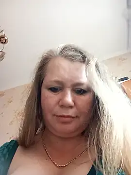 Snapshot of KiraStanton chatting on February 25, 12:48 pm KiraStanton online show from February 25, 12:48 pm