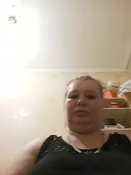 KiraStanton online show from July 14, 6:02 pm