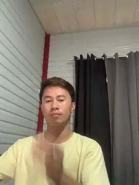 Snapshot of Conmasterxxx chatting on March 2, 5:08 am Conmasterxxx online show from March 2, 5:08 am