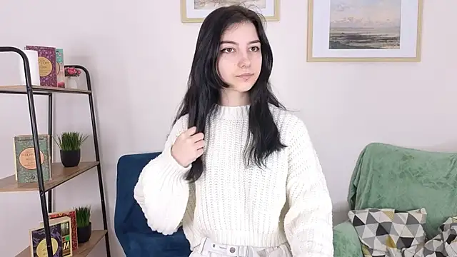 Lilian Merf online show from April 2, 8:01 am