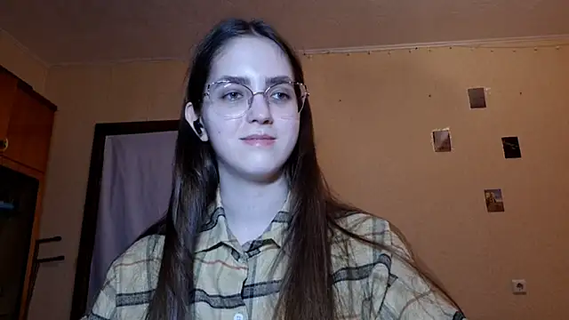 Snapshot of Katelemon chatting on April 24, 1:24 pm Katelemon online show from April 24, 1:24 pm