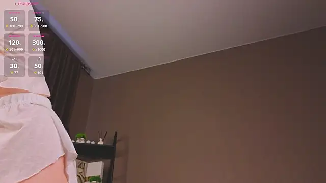 Snapshot of MaryFlare chatting on March 2, 2:03 am MaryFlare online show from March 2, 2:03 am