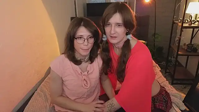 ZoriaLovesLuna online show from February 28, 2:18 pm