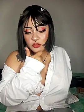 RubyCastellanos XXXX online show from April 4, 9:51 am