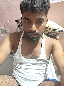 Snapshot of Fantasy_King_3939 chatting on May 23, 6:34 pm Fantasy King 3939 online show from May 23, 6:34 pm