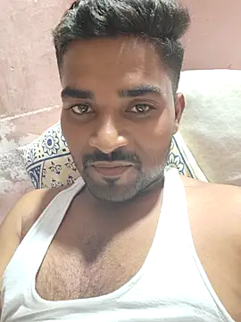 Snapshot of Fantasy_King_3939 chatting on May 26, 6:04 pm Fantasy King 3939 online show from May 26, 6:04 pm