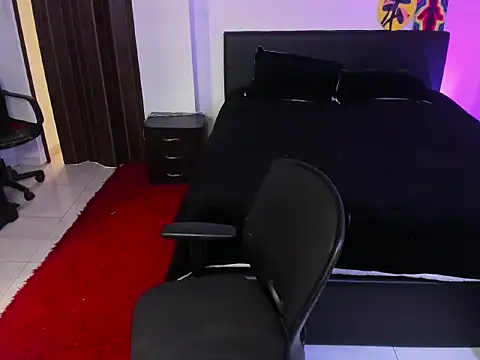 ginebrapurple online show from March 15, 6:03 pm