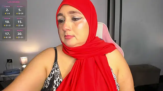 HijabiMilff online show from June 2, 2:52 pm