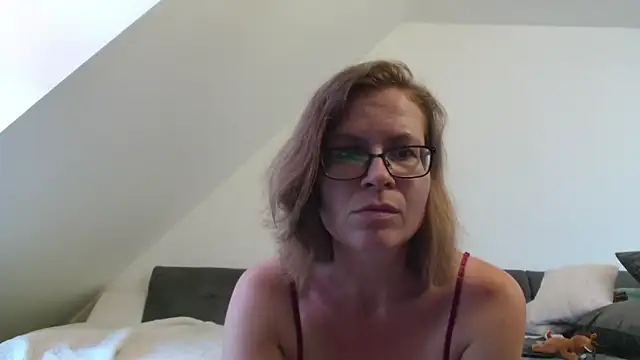 Snapshot of Lost_in_lace chatting on May 30, 6:05 pm Lost in lace online show from May 30, 6:05 pm