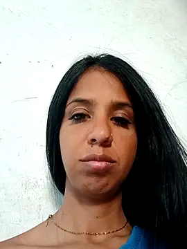 Snapshot of skinnyprety18 chatting on February 23, 8:28 pm skinnyprety18 online show from February 23, 8:28 pm